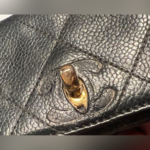 Chanel vintage caviar shoulder bag (project) - Picture 10 of 16